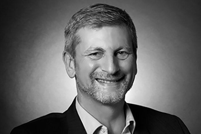 Simon Strauss